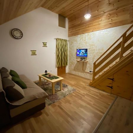 Apartmani Vuk 1 科拉欣 外观 照片