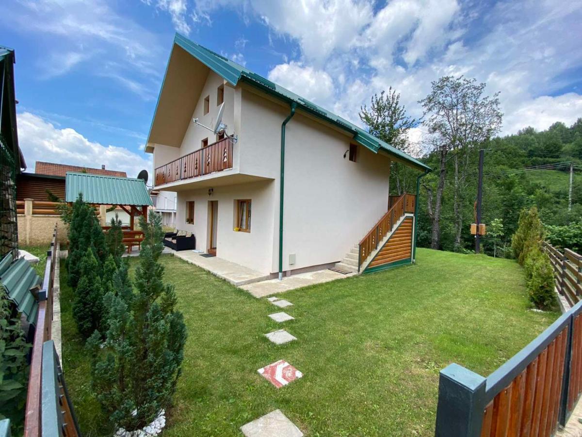Apartmani Vuk 1 科拉欣 外观 照片