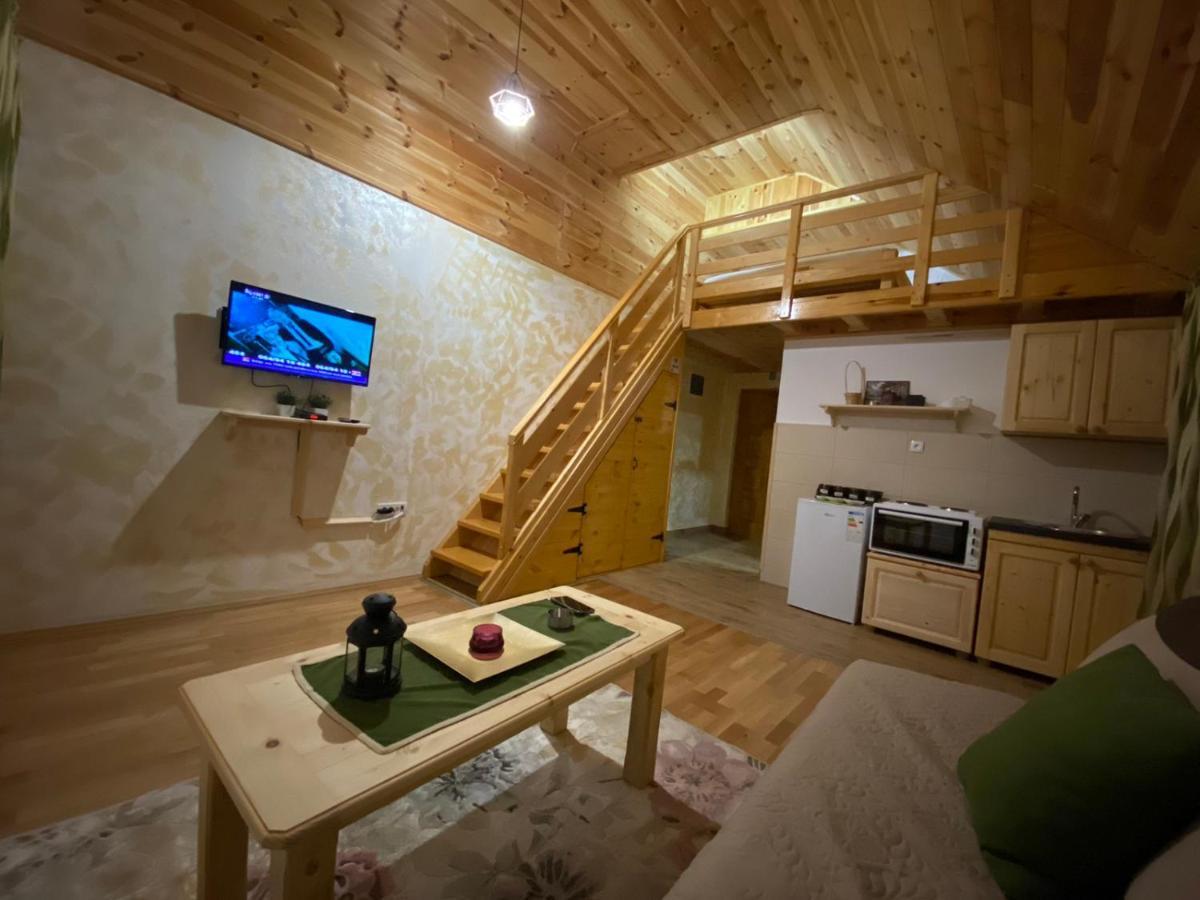 Apartmani Vuk 1 科拉欣 外观 照片