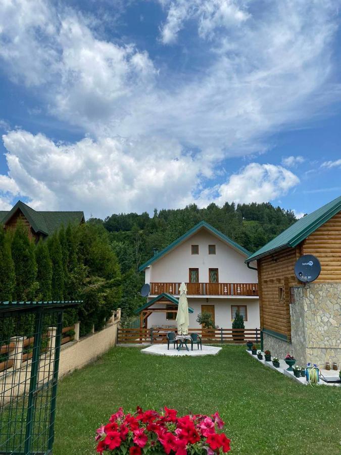 Apartmani Vuk 1 科拉欣 外观 照片