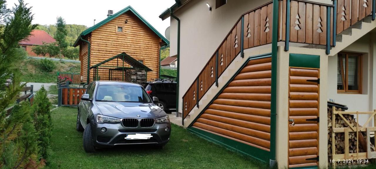 Apartmani Vuk 1 科拉欣 外观 照片