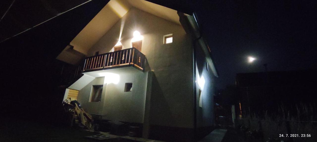 Apartmani Vuk 1 科拉欣 外观 照片